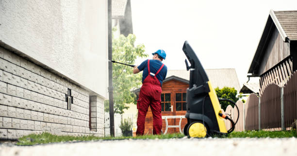 Best Animal Enclosure Cleaning  in Lago Vista, TX